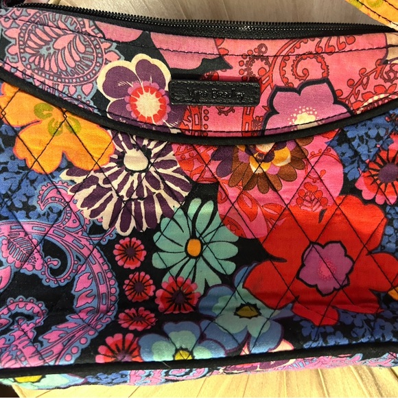 Vera Bradley crossover/shoulder colorful floral bag - Picture 9 of 9